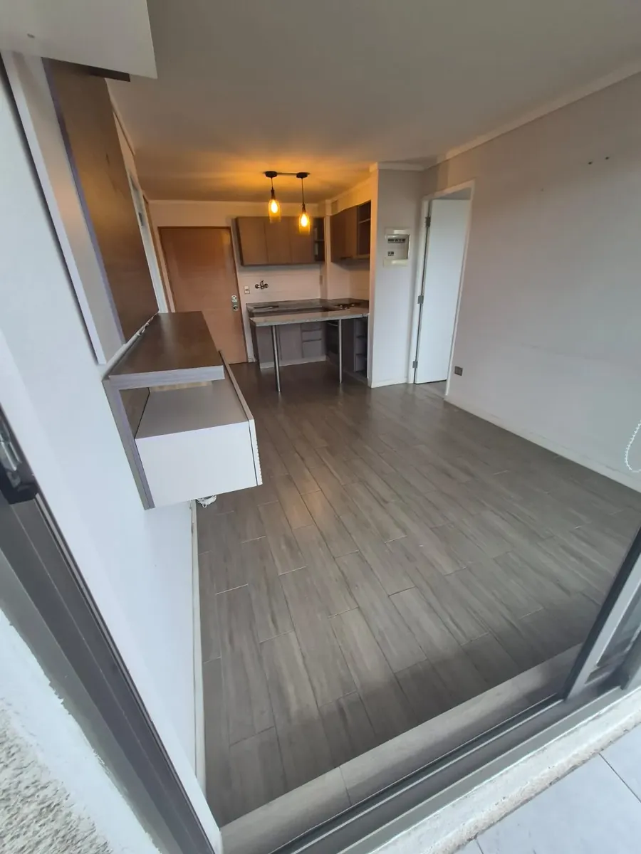 Imagen 4 de 14 de Se Vende Amplio Departamento 2b/2d/1e En Sector Residencial
