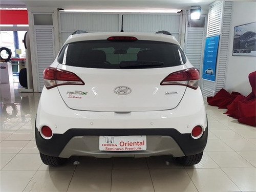 Hyundai Hb20x 1.6 16v Style Flex 4p Automático