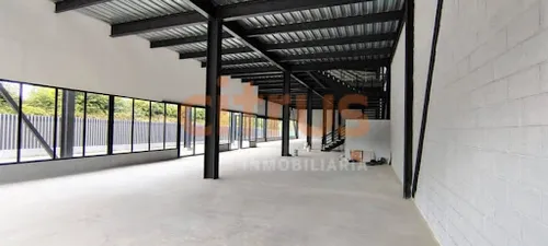 Bodegas En Arriendo Llanogrande 643-8292157