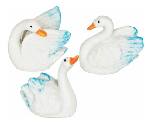 Miniatura Trio Familia Cisne Enfeite Decoracao Ceramica Cor Branco/Azul