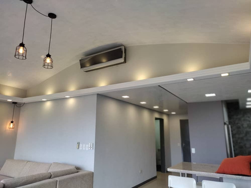 Imagen 4 de 22 de Espectacular Apartamento Remodelado Y Full Equipado Con Espectacular Vista En El Solar Del Hatillo, Municipio El Hatillo, Estado Miranda, Caracas, Venezuela