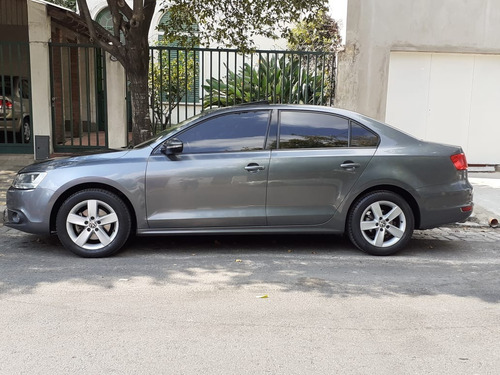 Volkswagen Vento 2.5 Luxury 170cv