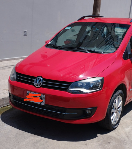 Volkswagen Suran 1.6 Highline 101cv
