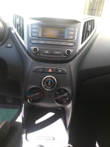 Imagem 7 de 10 de Hyundai Hb20 2019 1.0 Unique Flex 5p