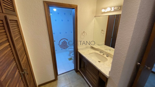 Imagen 26 de 30 de Apto De 3 Dormitorios 3 Baños Con Una Vista Muy Buena A Playa Mansa Y Brava - Consulte Por Alquiler De Verano - Punta Del Este Peninsula