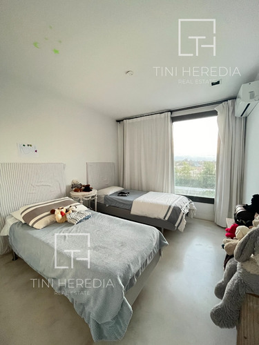 Casa De Diseño Barrio Privado La Tahona