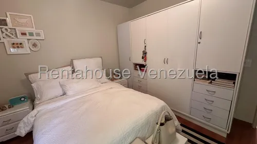 Apartamento En Venta En Campo Alegre 25-13935 Yf