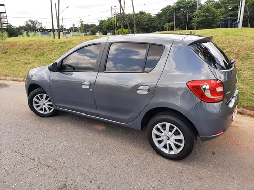 Renault Sandero Expression 1.0