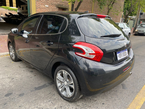 208 Feline 1.6n