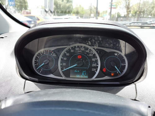 Imagen 3 de 13 de Ford Figo Impulse Sedan 4465