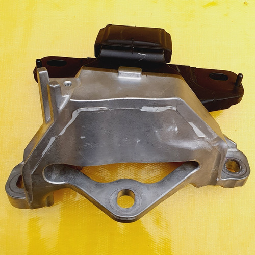 Soporte Izquierdo O De Caja Mazda 3 2.5 2020 Grand Touring  