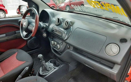 Fiat Uno 1.4 Evo Sporting 8v 2012 Completo