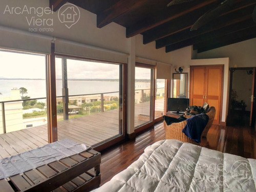 Casa Con Piscina Vista Al Mar En Punta Ballena En Alquiler Venta
