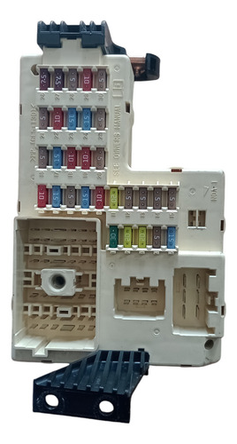 Caja De Fusibles Ford Explorer 2006 6cil 4.0l (Usado)