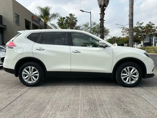 Nissan X-Trail 2.5 Sense 2 Row Cvt