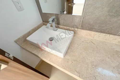 Casa En Venta Con Terreno Excedente En Un Residencial Muy Tranquilo Y Seguro En La Zona Norte De ...
