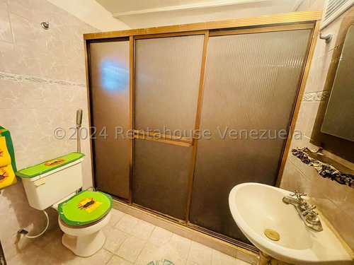 Dennymar, Vende Apartamento Espectacular En Agua Viva Cabudare Con 4 Habitaciones 4 Baños, Ubicacion Privilegiada En Optimas Condiciones Impecable! B4a28561