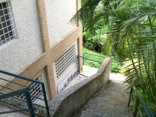 Imagen 11 de 29 de Hermosa Quinta En Urbanizacion Karimao Country Club Municipio Sucre, Distrito Capital, Miranda