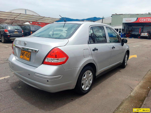 Nissan Tiida 1.800