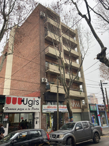 Imagen 3 de 11 de Departamento De 3 Ambientes En El Centro De Monte Grande