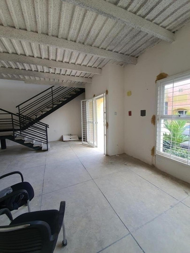 Imagen 4 de 14 de Se Vende Galpón Naguanagua Cod. 430765 Marizoila 04144146049