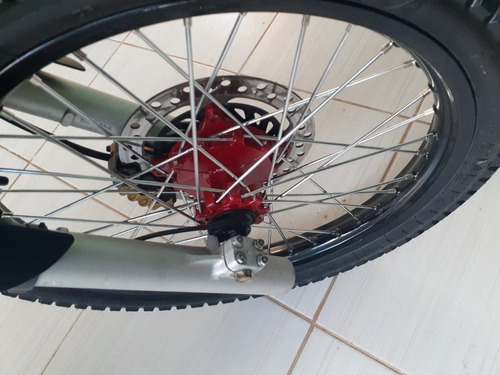 Imagem 2 de 11 de Honda Xre