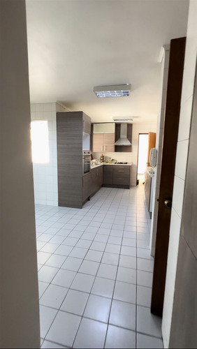Casa Y Local Com. En Venta Quilamapu De 4 Dorm. En Chillán