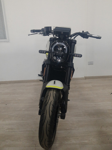 Imagen 3 de 4 de Benelli Leoncino 250 Abs