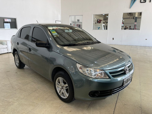 Volkswagen Voyage 1.6 Highline 101cv