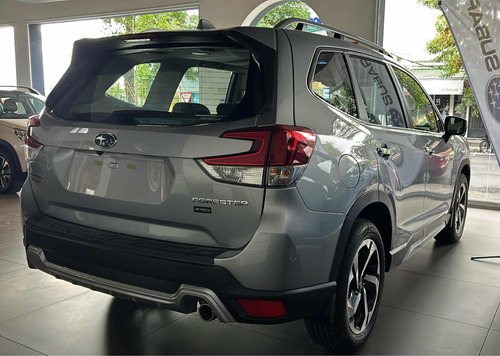 Subaru Forester 2.5i-s Cvt