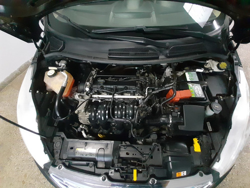 Imagen 5 de 5 de Ford Fiesta Kinetic Design 1.6 Design Sedan 120cv Trend Plus