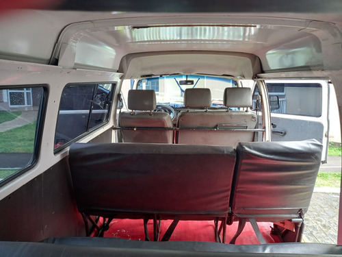 Imagem 4 de 6 de Volkswagen Kombi 2006 1.4 Standard Total Flex 3p