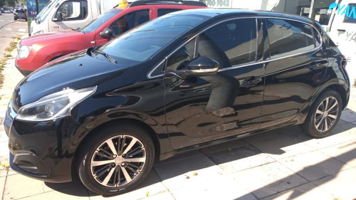 Peugeot 208 1.6 5p Triptronic 6 Marchas Cuero