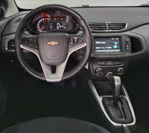 Chevrolet Onix 1.4 Mpfi Activ 8v Flex 4p Automático
