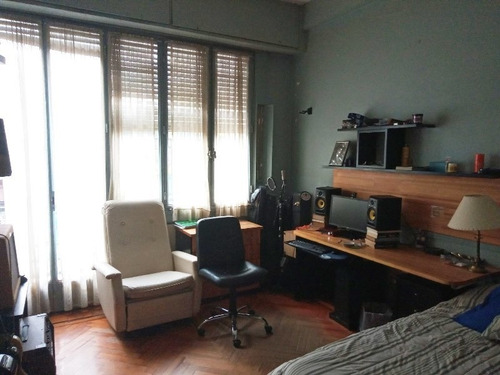 Imagen 9 de 14 de Casa De 5 Ambientes Y Cochera.