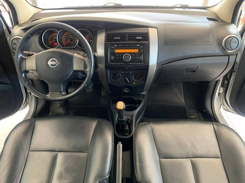 Nissan Livina 1.6 Sl X-gear 16v Flex 4p Manual