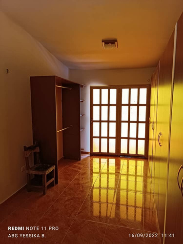 Imagen 3 de 12 de En Venta Hermosa Quinta En Los Overos, Urb. Agua Miel - La Encrucijada