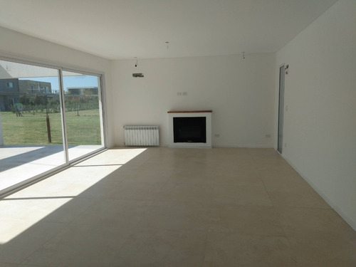 Imagen 4 de 14 de Casa En Venta En Vistas Puertos Del Lago Escobar
