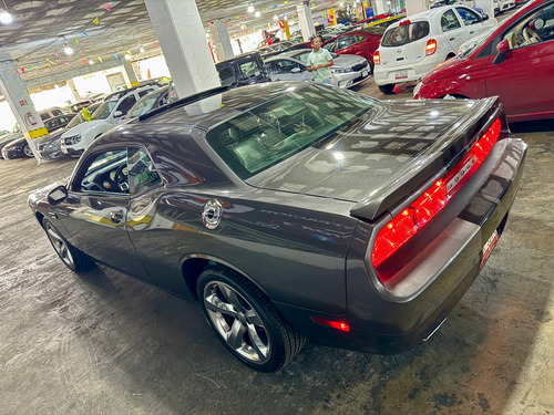 Dodge Challenger 5.7 Rt V8 Piel Q-c At