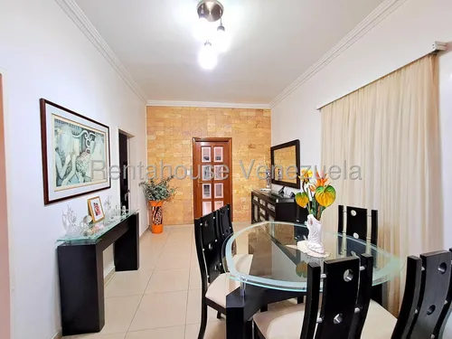Casa En Venta Los Palos Grandes
