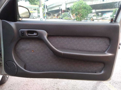 Imagem 12 de 15 de Volkswagen Gol 1.0 City Total Flex 3p 2005