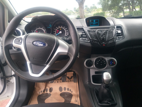 Imagem 12 de 15 de Ford Fiesta 2018 1.6 16v Se Flex 5p