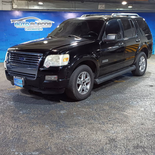 Ford  Explorer  Xlt 