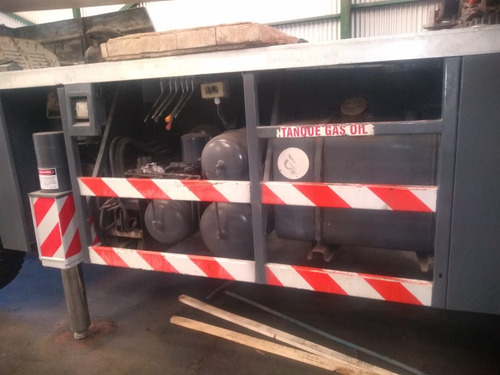 Grua Zoomlion Qy70v