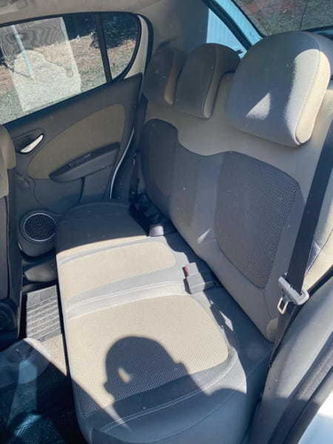 Imagem 12 de 15 de Fiat Palio Essence 1.6 Mpi 4p. Flex - 2014