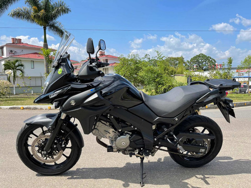 Suzuki Vstrong Xt 650