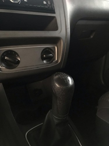 Volkswagen Fox 1.0 MI 8V FLEX 4P MANUAL