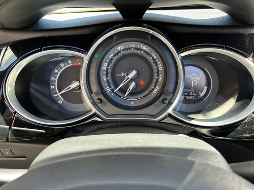 Imagen 16 de 21 de Citroen Ds3 Cabrio 1.2t