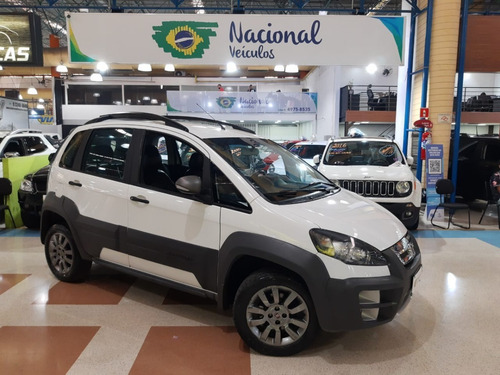 Imagem 1 de 9 de Fiat Ideia Adv. 1.8 ** 60 Mil Km **