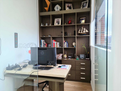 Imagen 14 de 30 de Apartamento Penthouse En Venta En El Rosal